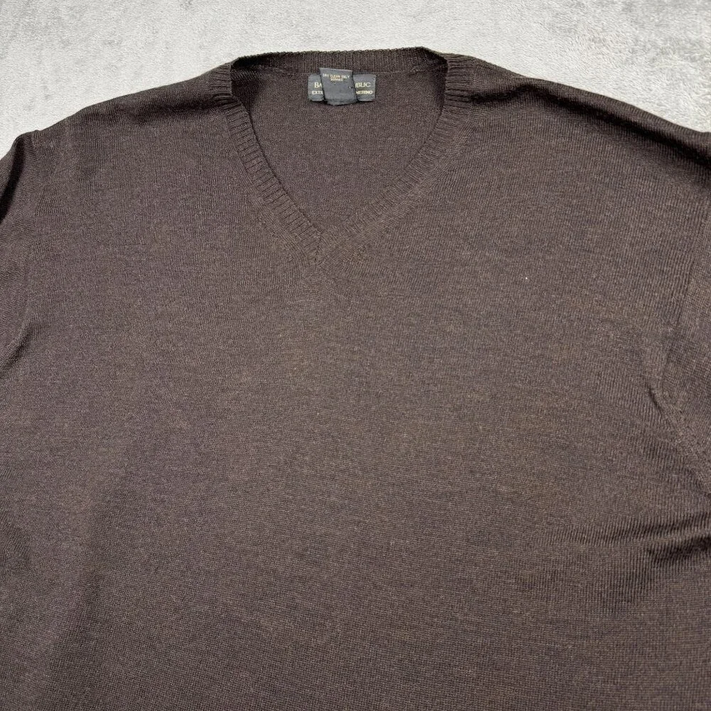 Banana Republic Merino Wool V-Neck Knit Sweater Brown Minimalist Preppy XL